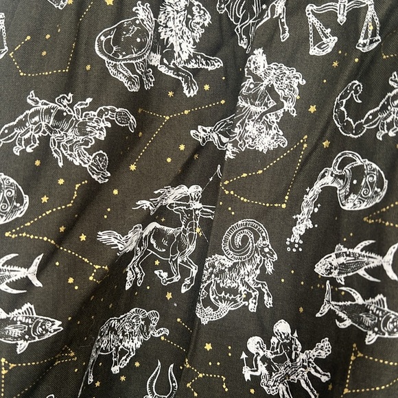 Retrolicious Star Signs Constellation Dress NWOT - Picture 2 of 4